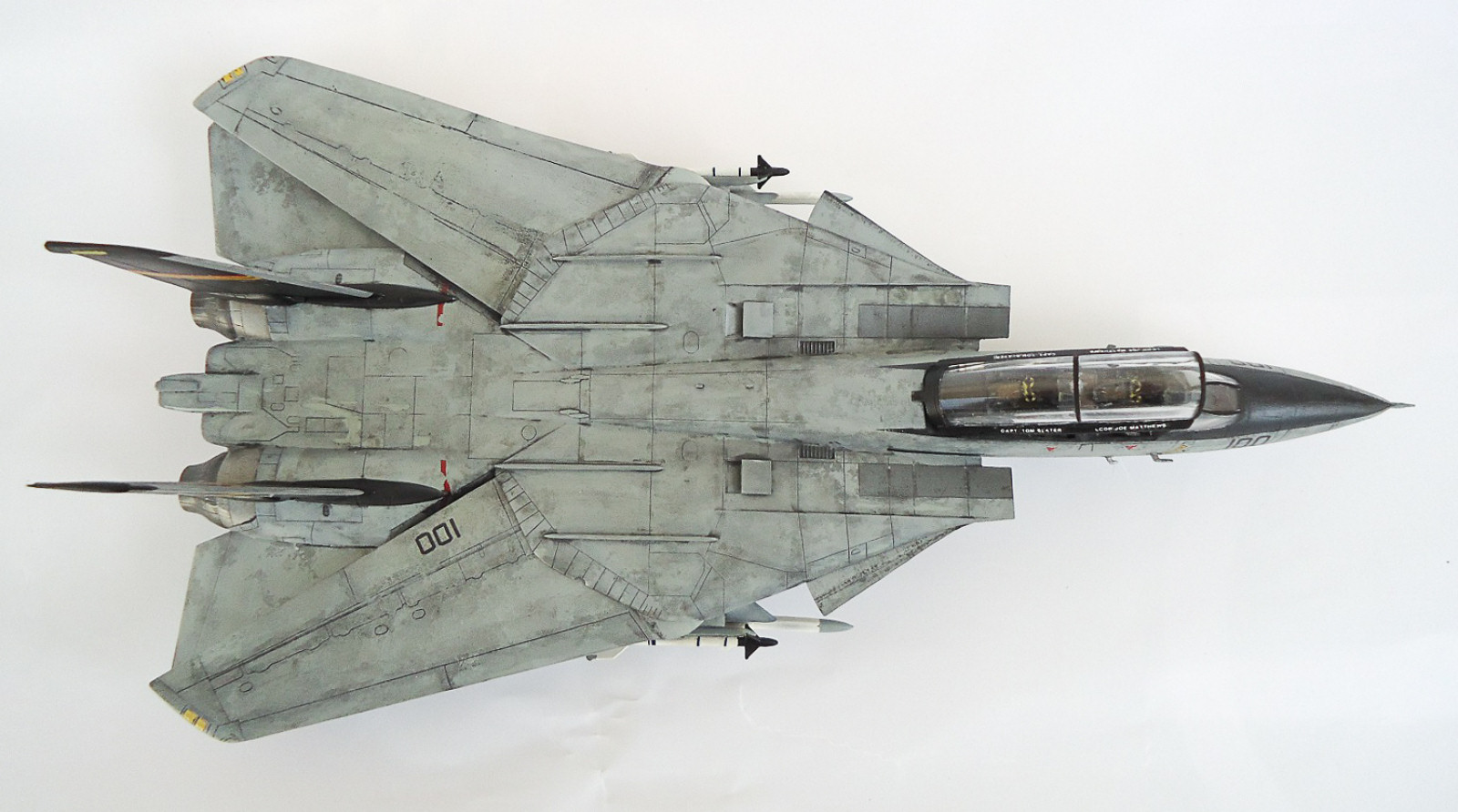 MRC/Academy Contest 2013 - 1/72 F-14A Tomcat Image A035_02