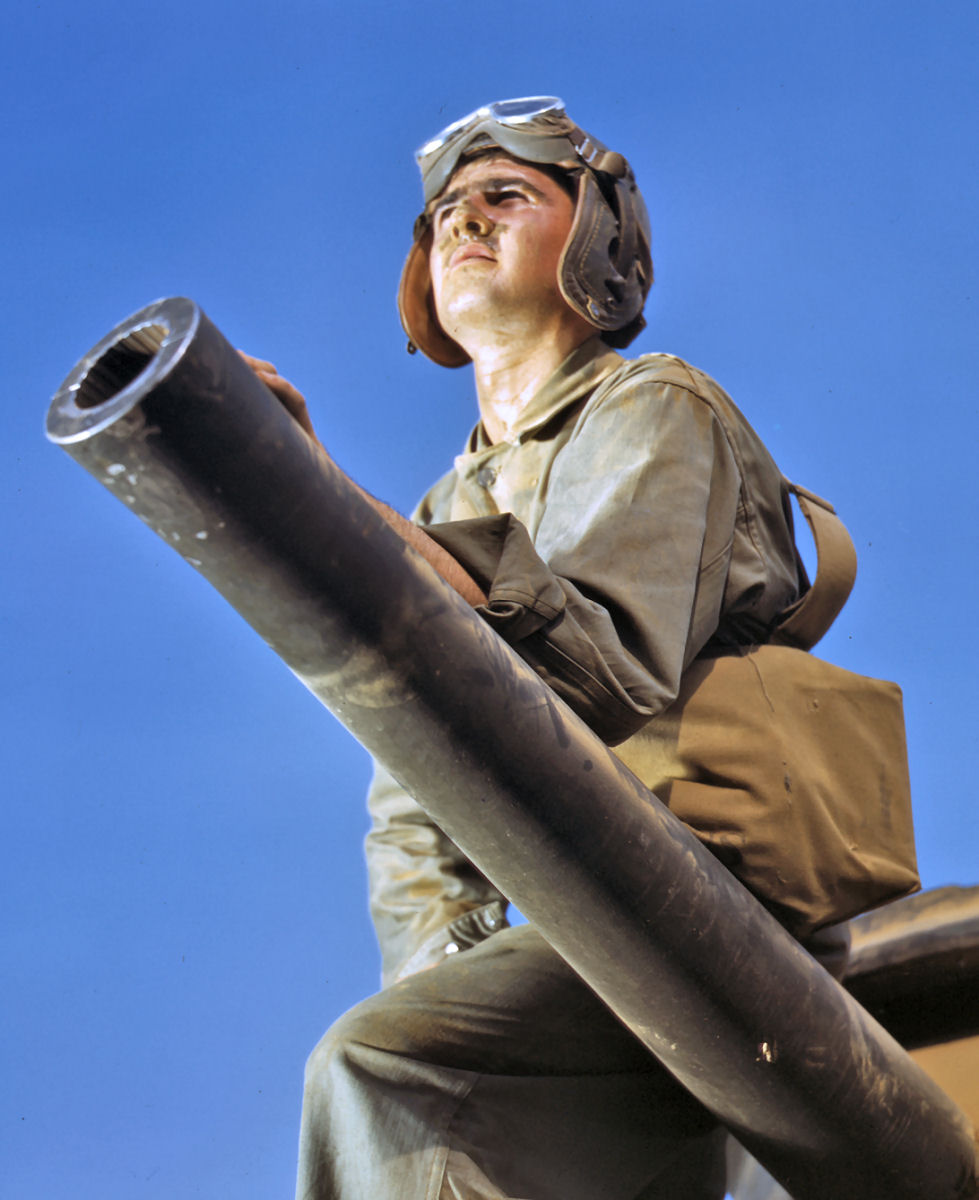 World War II Era US Armed Forces Uniform Image 34